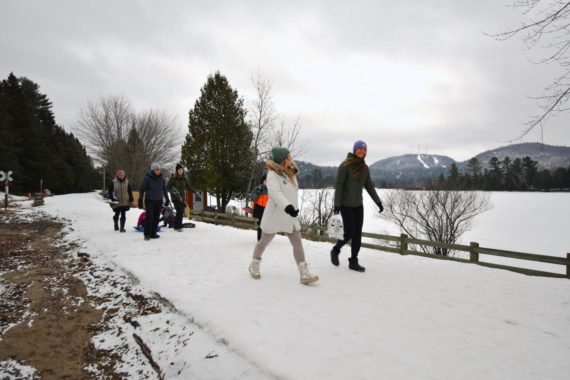 Le Partage Lodge: Destination Plein Air Et Sociale Val-Morin Exterior foto