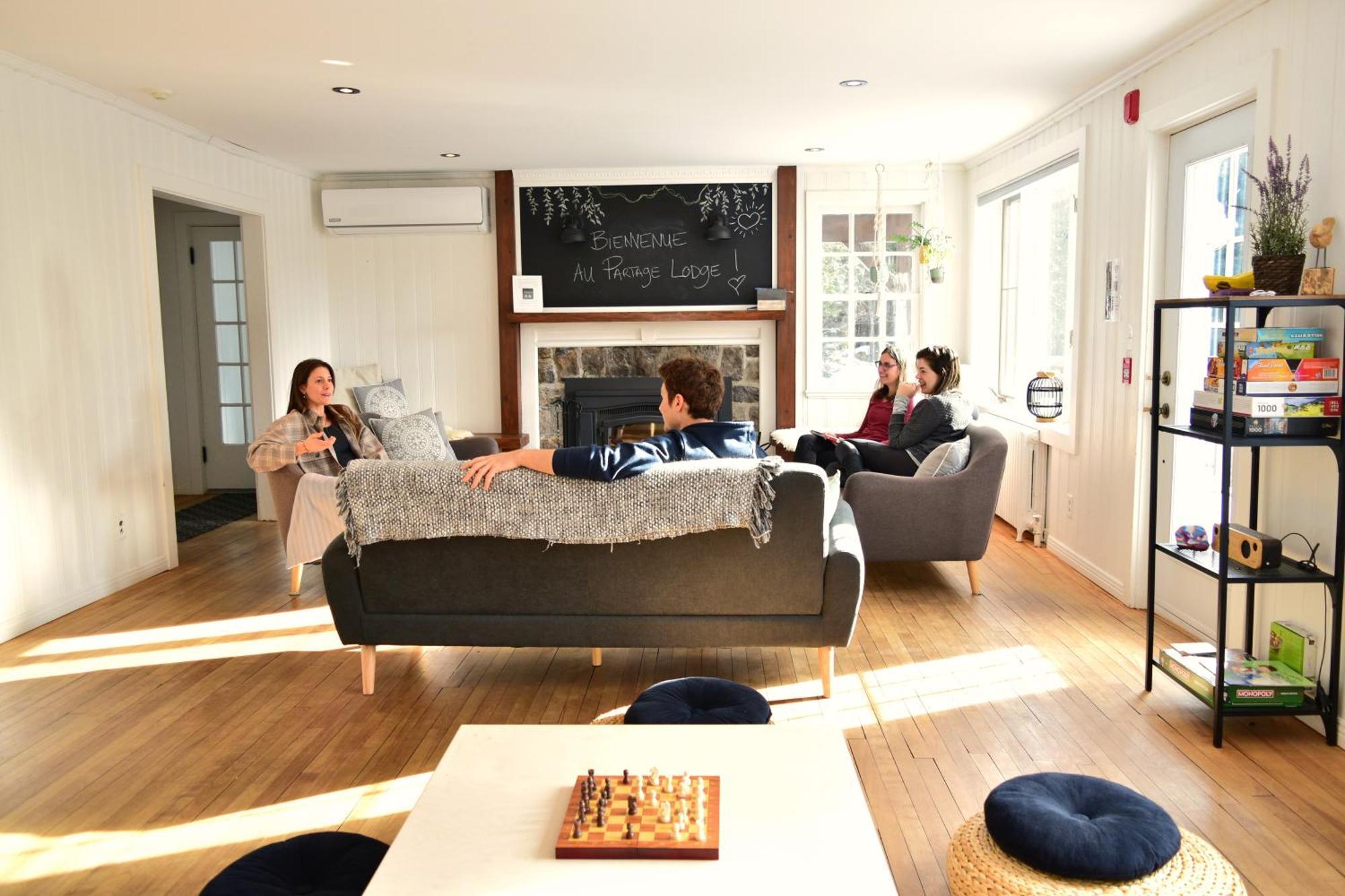Le Partage Lodge: Destination Plein Air Et Sociale Val-Morin Exterior foto